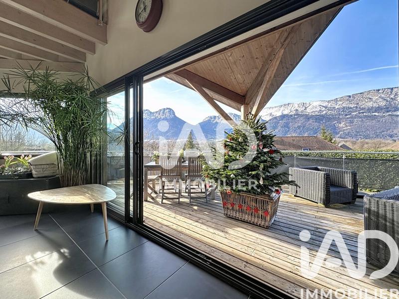 Châlet - 208 m² - 6 pièces