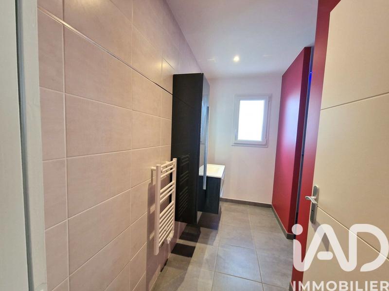 Maison - 101 m² - 5 pièces