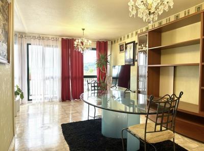 Appartement - 74 m² - 3 pièces