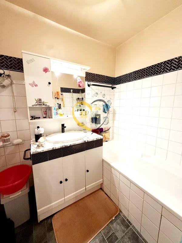 Appartement - 66 m² - 3 pièces