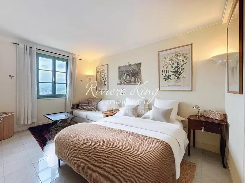 Penthouse - 125 m² - 4 pièces