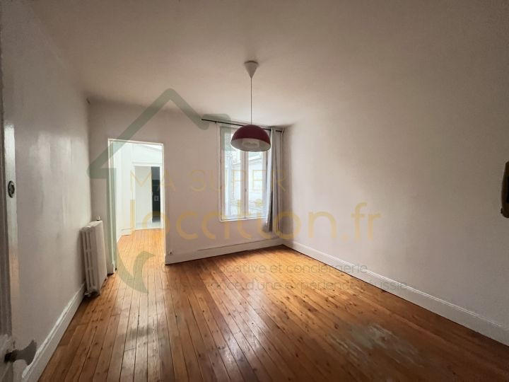 Maison - 146 m² - 8 pièces