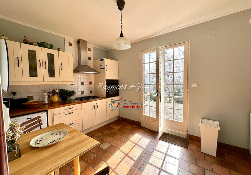 Maison - 159 m² - 7 pièces