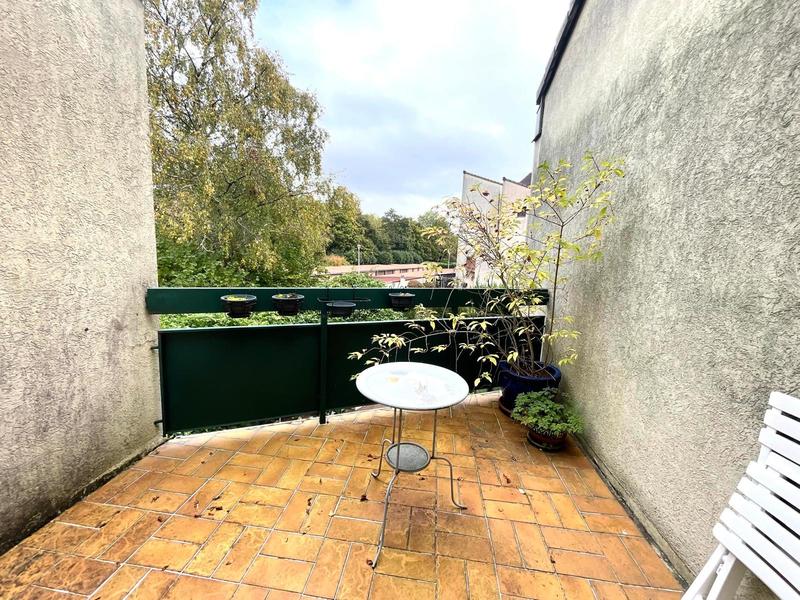 Appartement - 85 m² - 3 pièces
