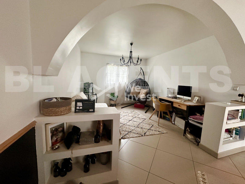 Maison - 173 m² - 8 pièces