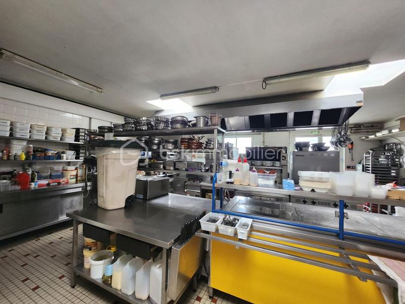 Bureau - 1 200 m² - 13 pièces