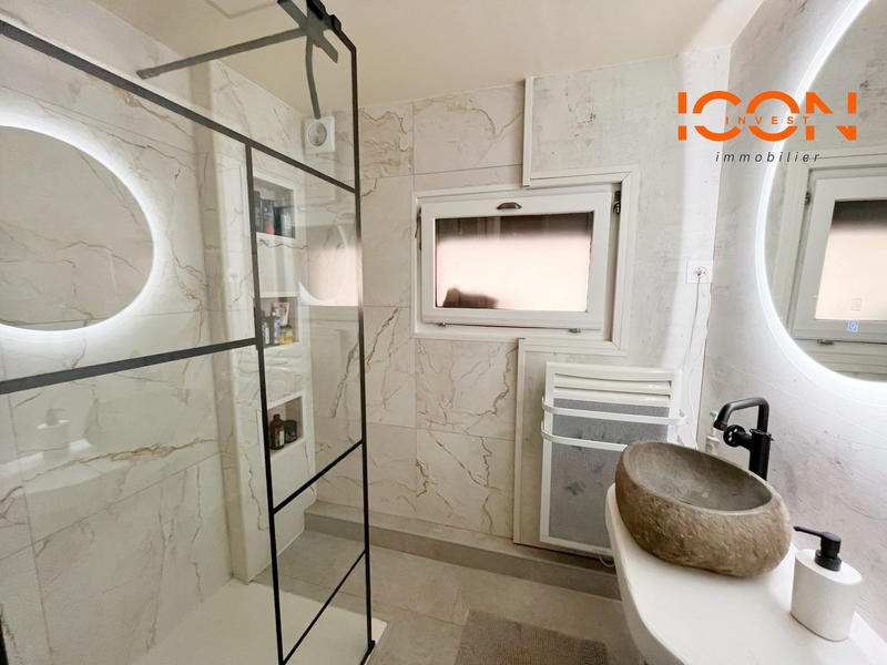 Maison - 165 m² - 7 pièces