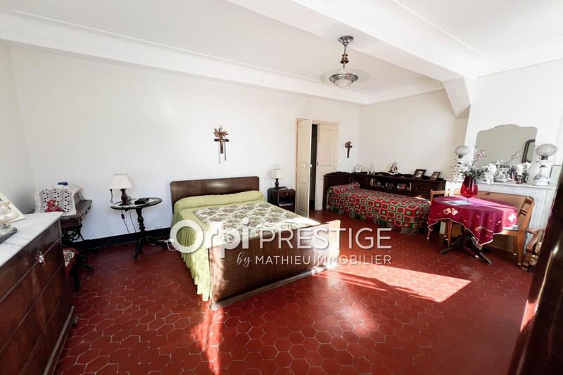 Appartement - 88 m² - 5 pièces