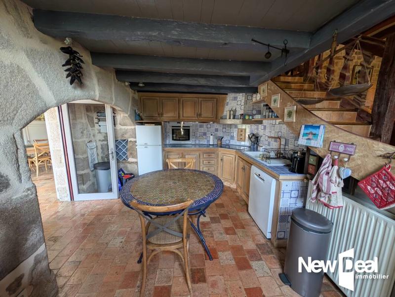 Propriété - 230 m² - 10 pièces