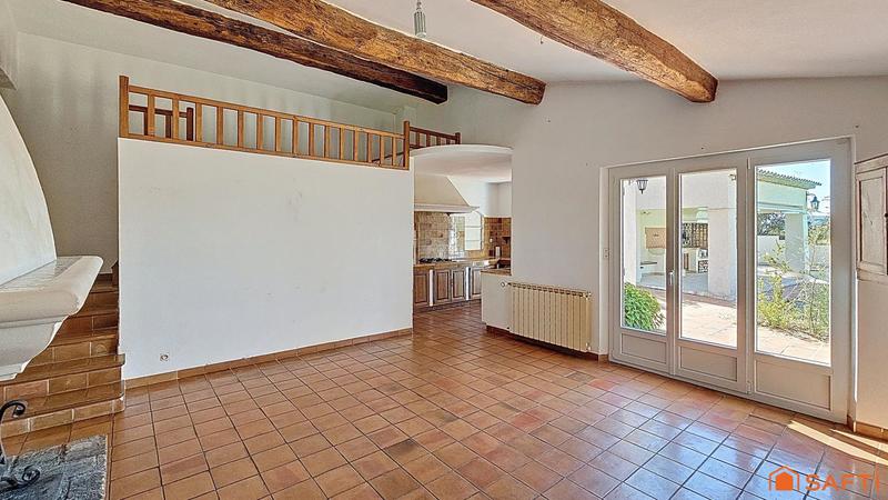 Maison - 161 m² - 9 pièces