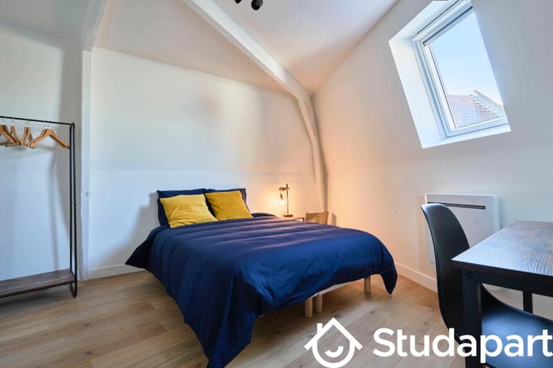 Chambre - 10 m² - 1 pièce