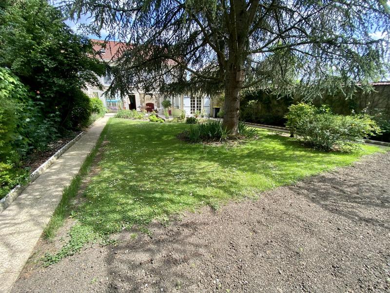 Maison ancienne - 151 m² - 8 pièces