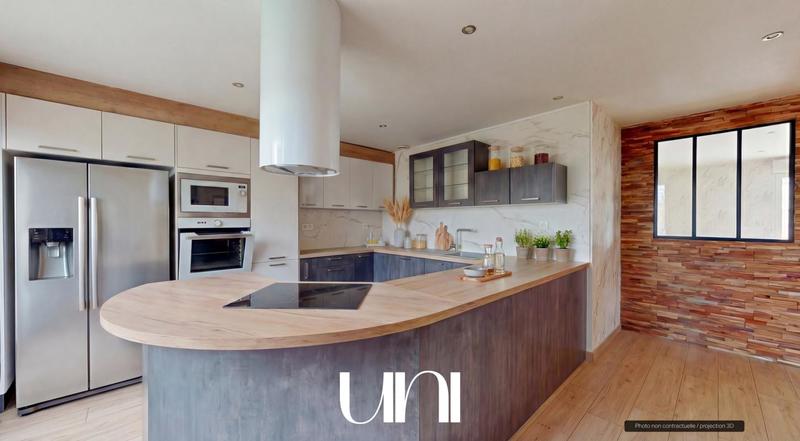 Maison - 180 m² - 6 pièces