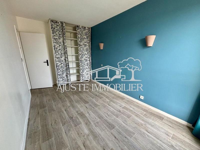 Appartement - 92 m² - 5 pièces