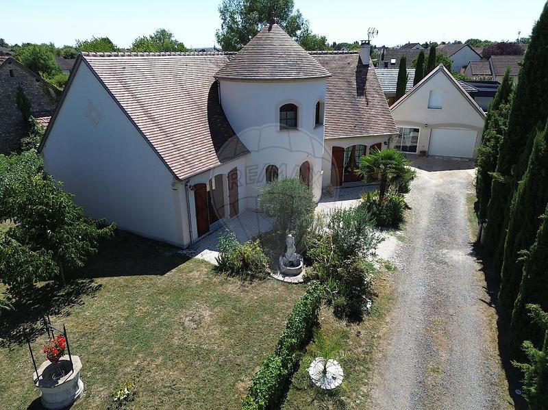 Maison - 193 m² - 6 pièces