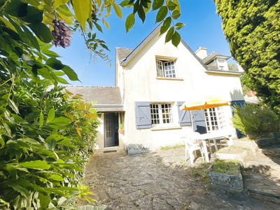 Maison - 138 m² - 7 pièces