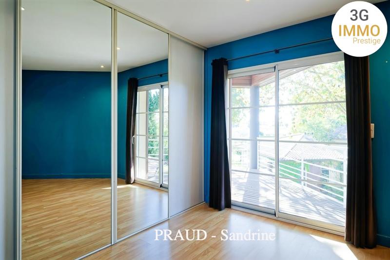 Maison de ville - 244 m² - 6 pièces