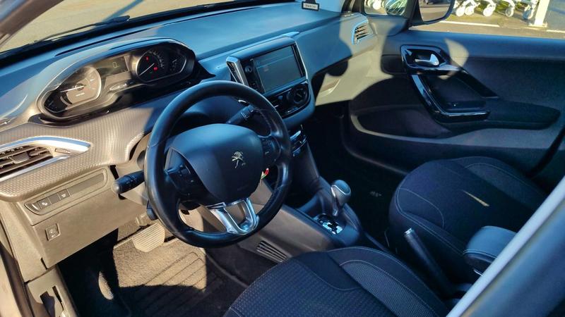 Peugeot 208 1.2 PureTech 110 Eat6 Allure - Automatique