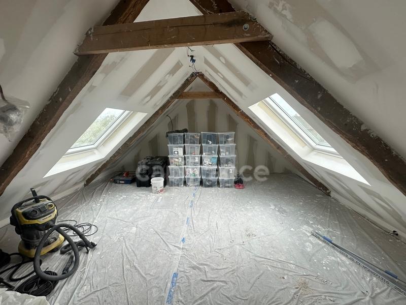 Maison - 80 m² - 4 pièces