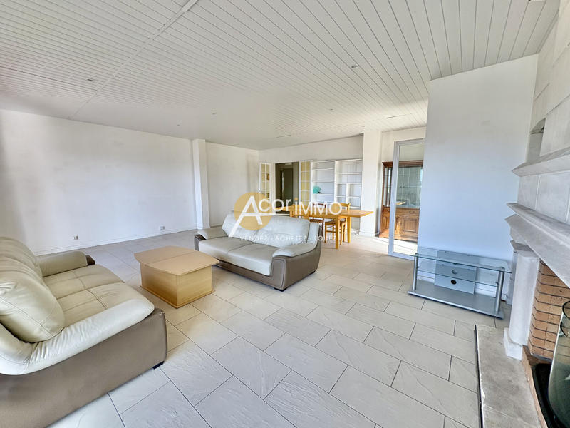 Appartement - 151 m² - 5 pièces