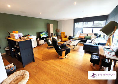 Maison contemporaine - 177 m² - 6 pièces