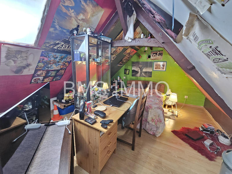 Maison - 94 m² - 4 pièces