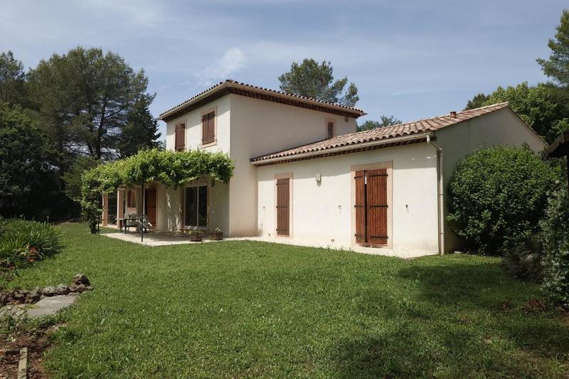 Villa - 251 m² - 5 pièces