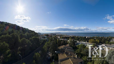 Appartement - 91 m² - 4 pièces