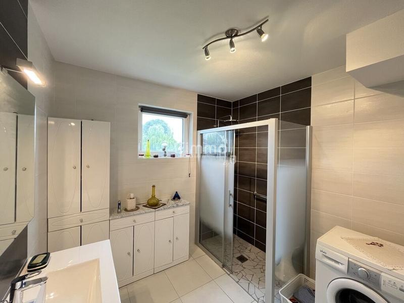 Appartement - 81 m² - 3 pièces