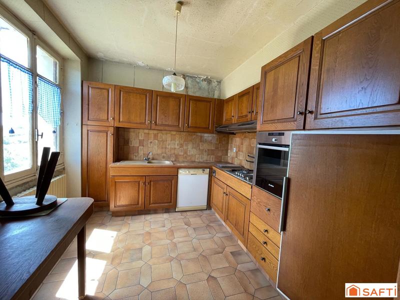 Maison - 290 m² - 13 pièces