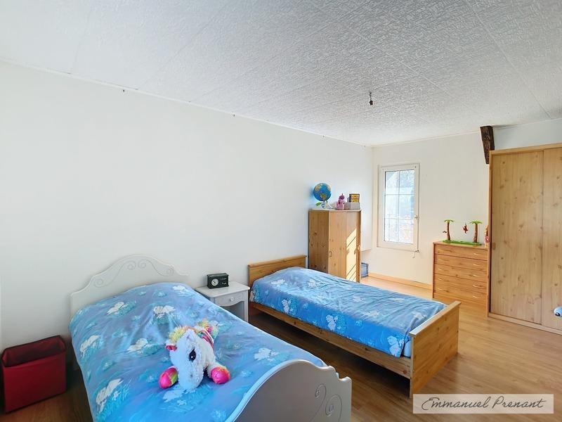 Maison - 210 m² - 10 pièces