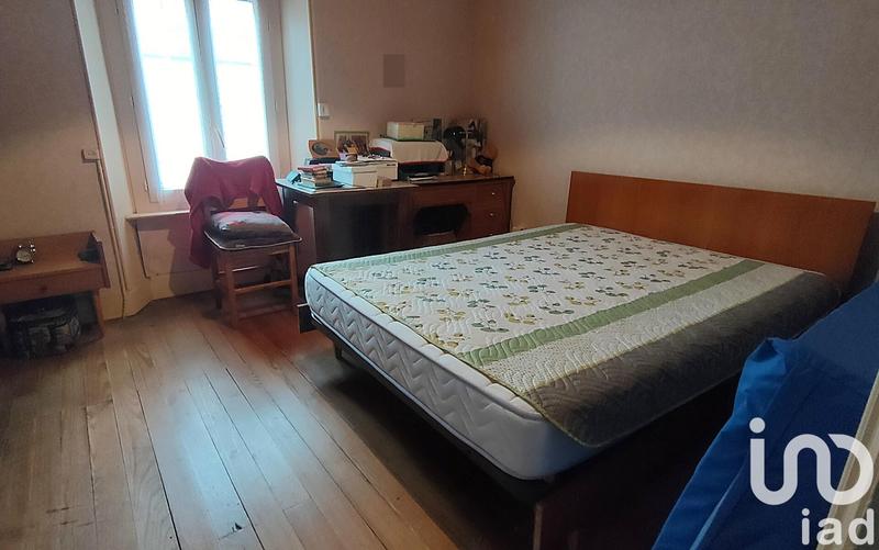 Maison - 185 m² - 9 pièces