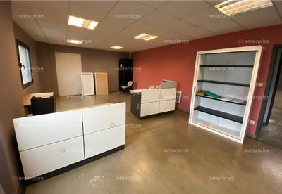 Local d'activité / Entrepôt - 350 m²