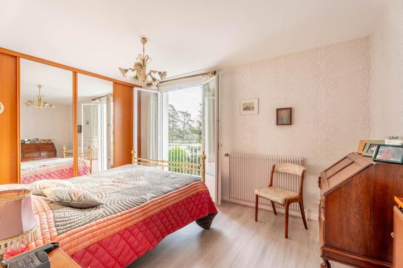 Maison - 180 m² - 6 pièces