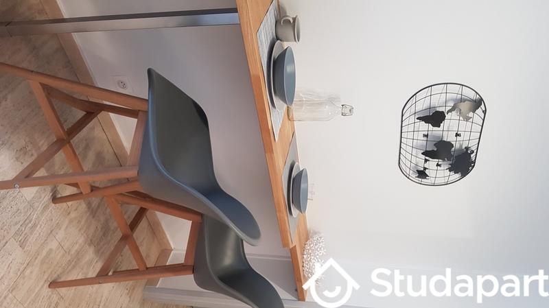 Appartement - 60 m² - 2 pièces