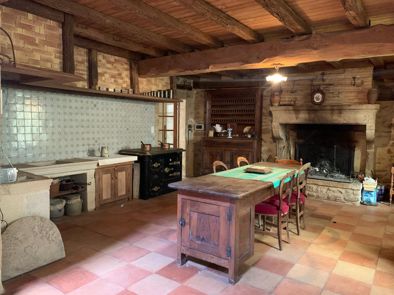 Maison - 252 m² - 8 pièces