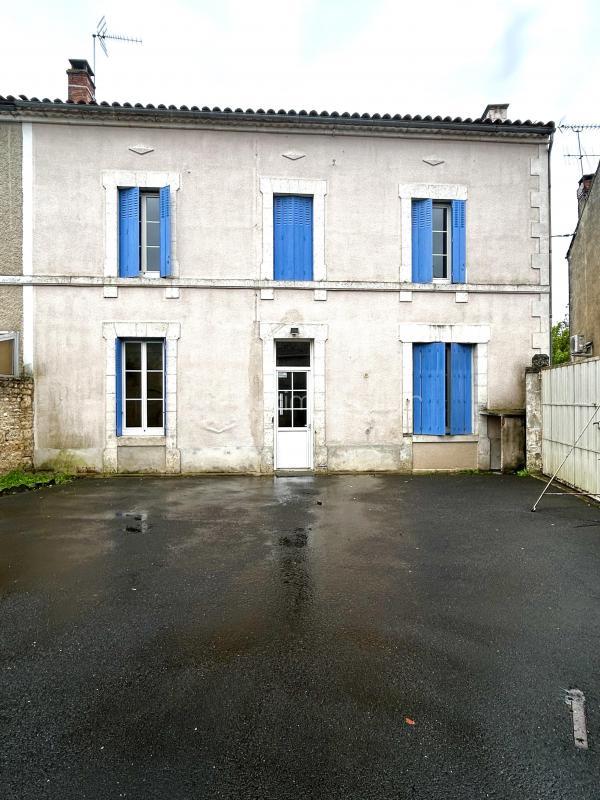 Maison de ville - 160 m² - 8 pièces
