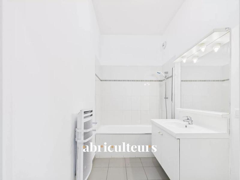 Appartement ancien - 62 m² - 3 pièces