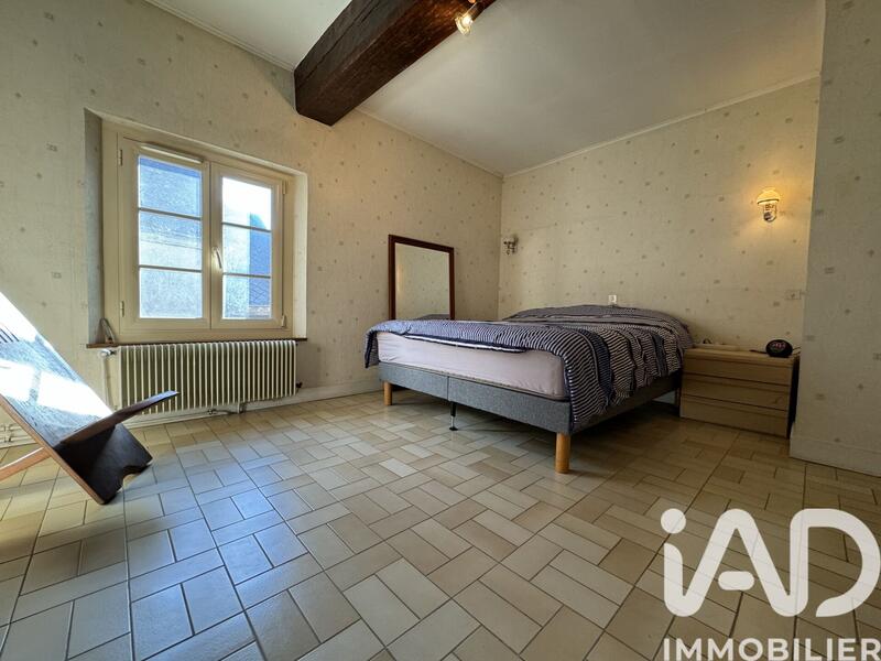 Maison de village - 125 m² - 7 pièces