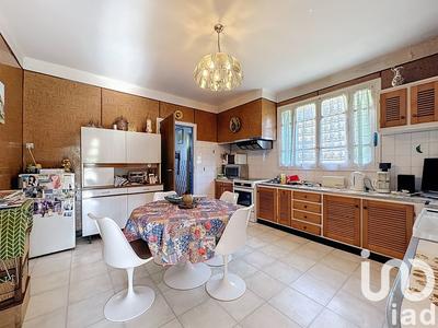 Maison - 137 m² - 5 pièces