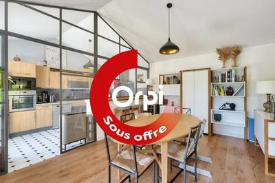 Maison ancienne - 185 m² - 8 pièces