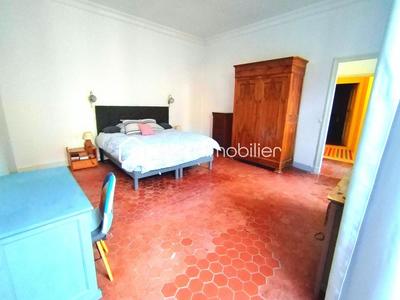 Maison de maîtres - 260 m² - 7 pièces