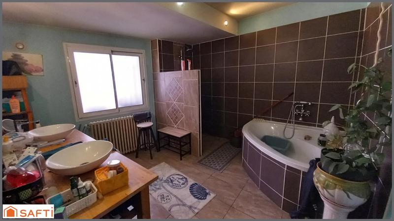 Maison - 120 m² - 5 pièces