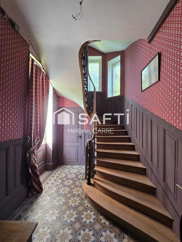 Château - 670 m² - 16 pièces