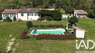 Maison - 164 m² - 6 pièces