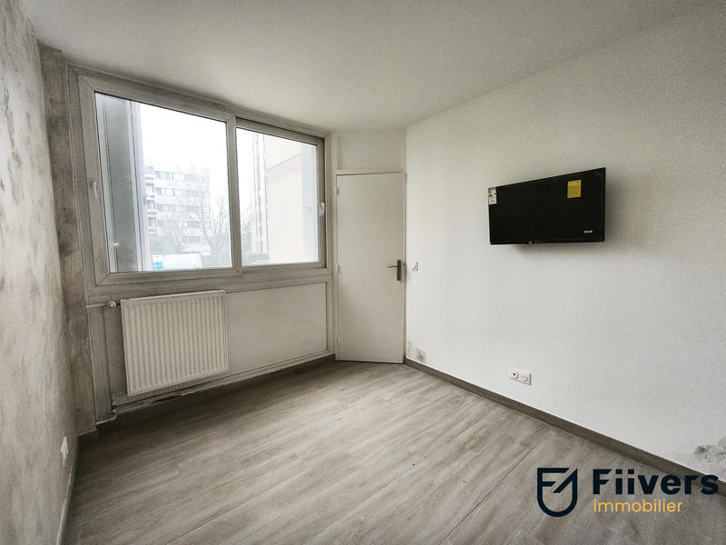 Appartement - 84 m² - 5 pièces
