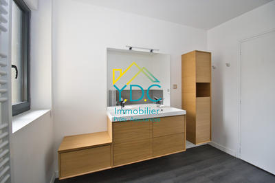 Appartement - 187 m² - 5 pièces