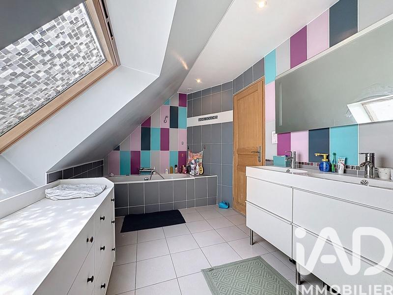 Maison - 120 m² - 6 pièces