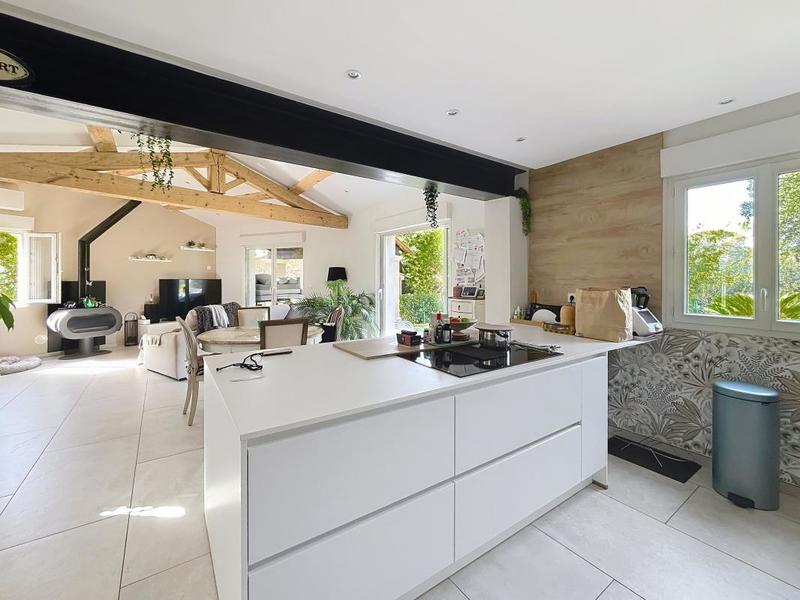 Maison - 119 m² - 5 pièces