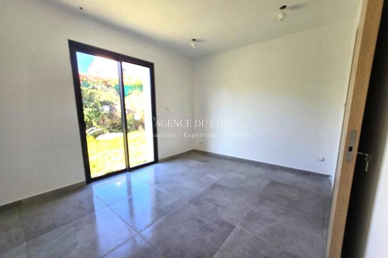 Maison - 81 m² - 5 pièces